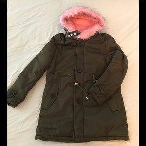 New Women’s Army Green Parka with Pink Fur Trim winter jacket coat Boohoo Small